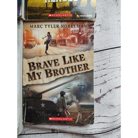 lot of 4 WWII books Captured Torpedoed true tales brave like my brother - Picture 5 of 9